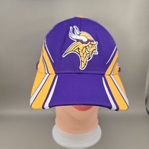 Reebok Authentic Sideline Minnesota Vikings Fitted Hat OSFA